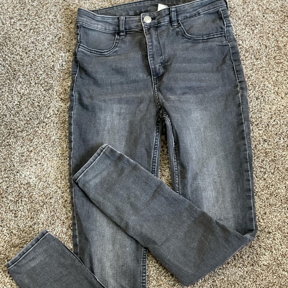 H&M black high waisted skinny jeans